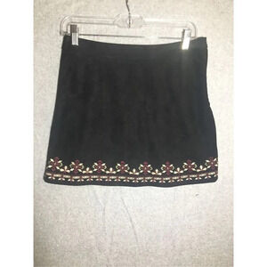 Womens Forever 21 Skirt Mini Black Suede Embroidered Floral Spring Summer